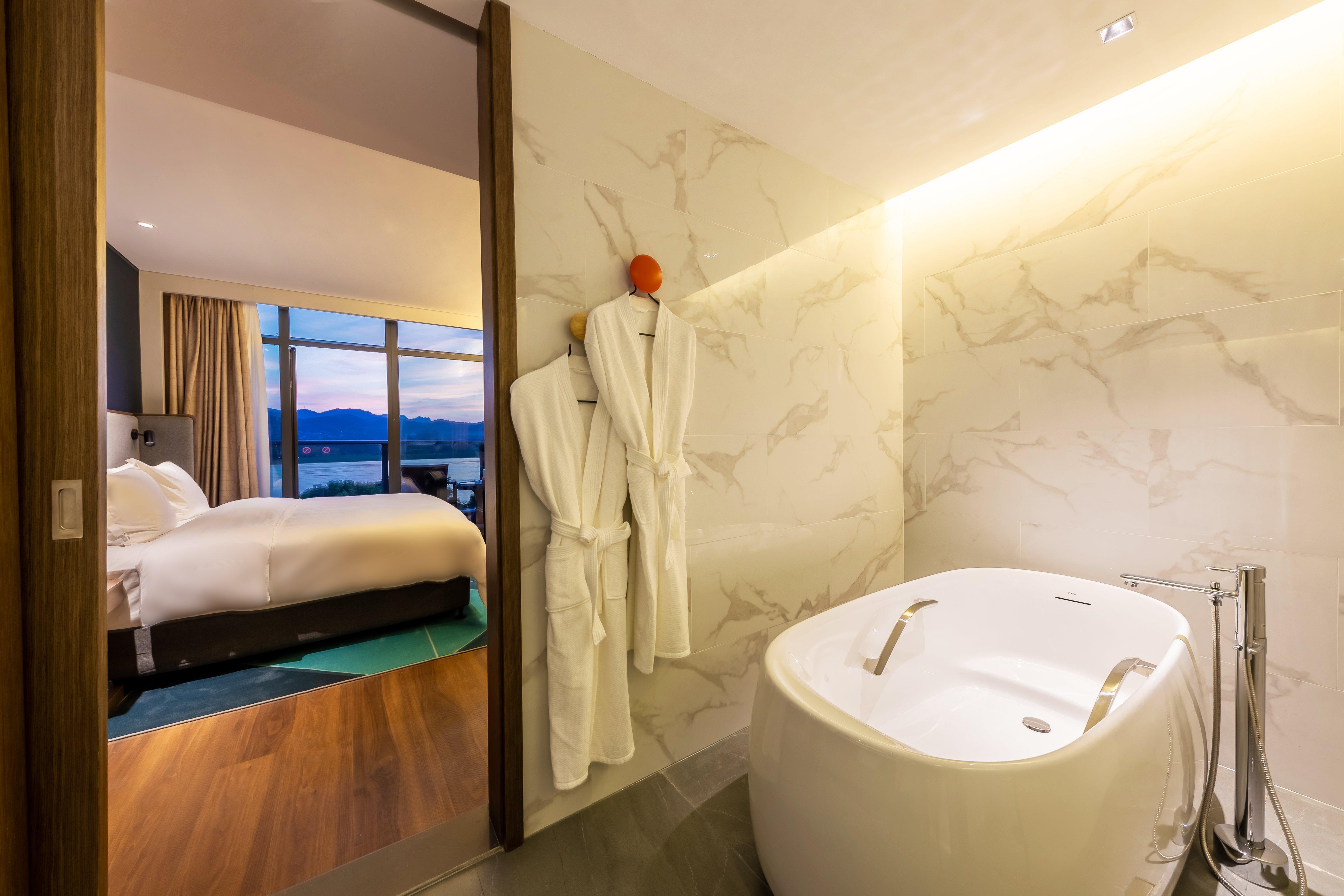 Holiday Inn Express Yichang Riverside By Ihg Экстерьер фото