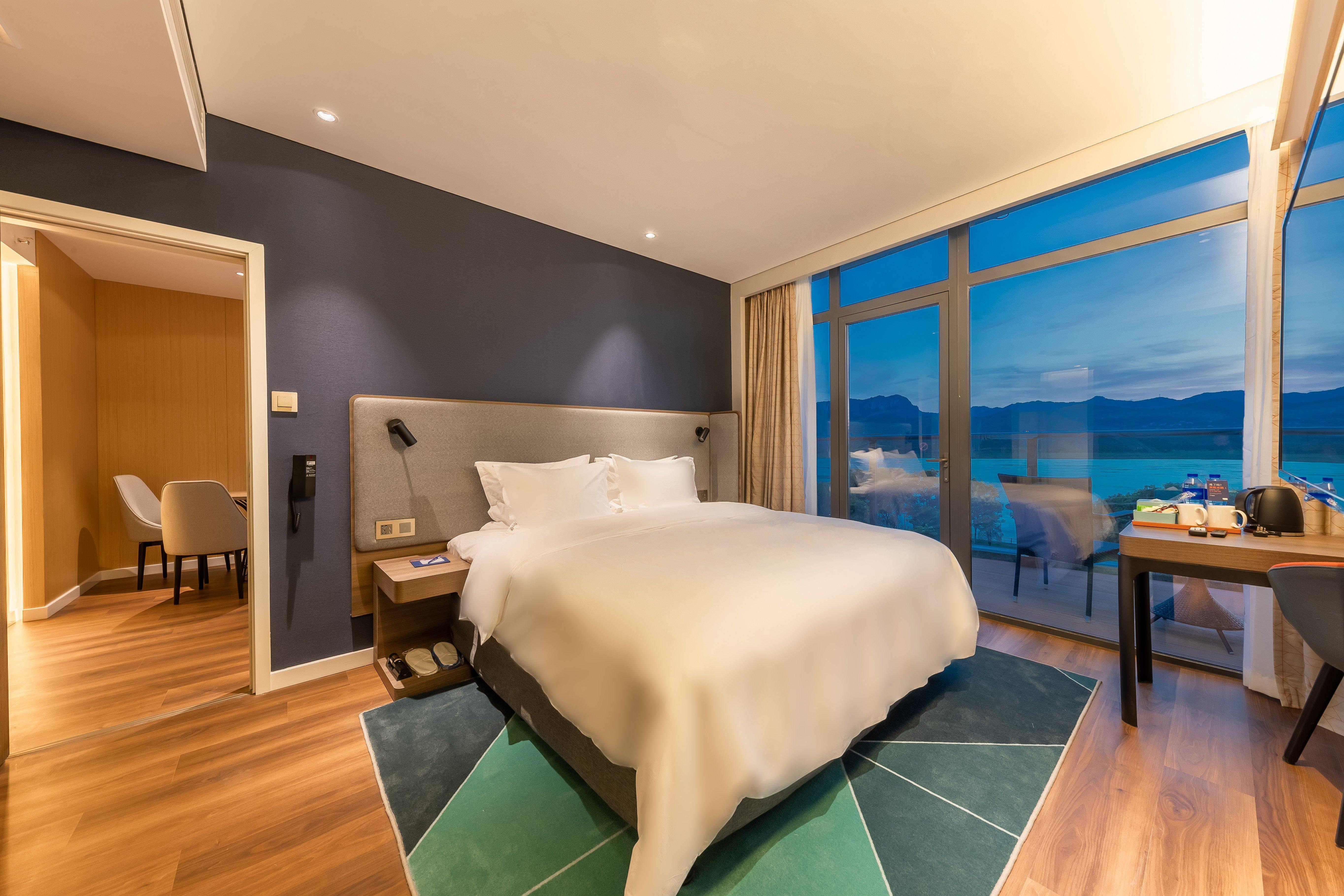 Holiday Inn Express Yichang Riverside By Ihg Экстерьер фото