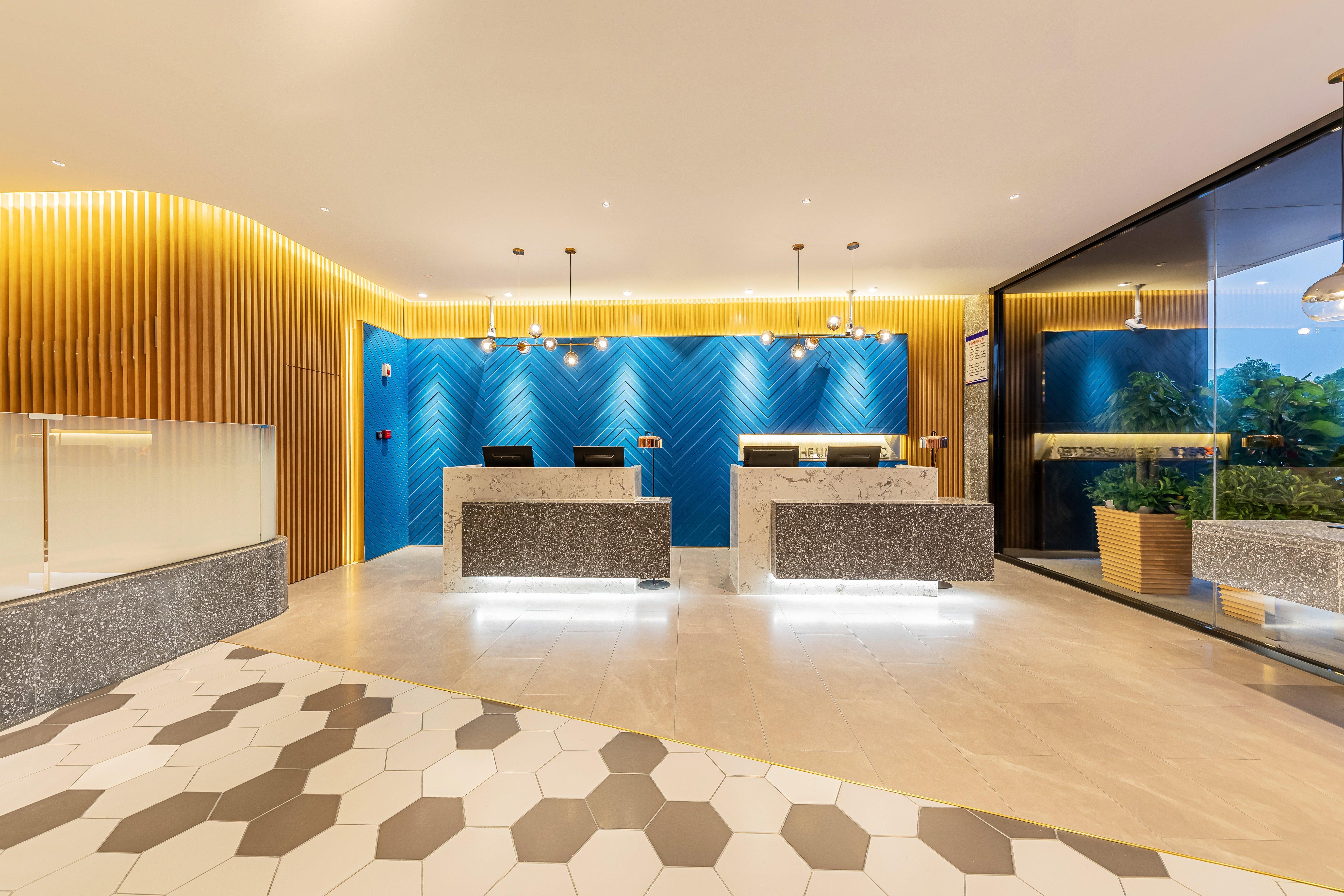 Holiday Inn Express Yichang Riverside By Ihg Экстерьер фото