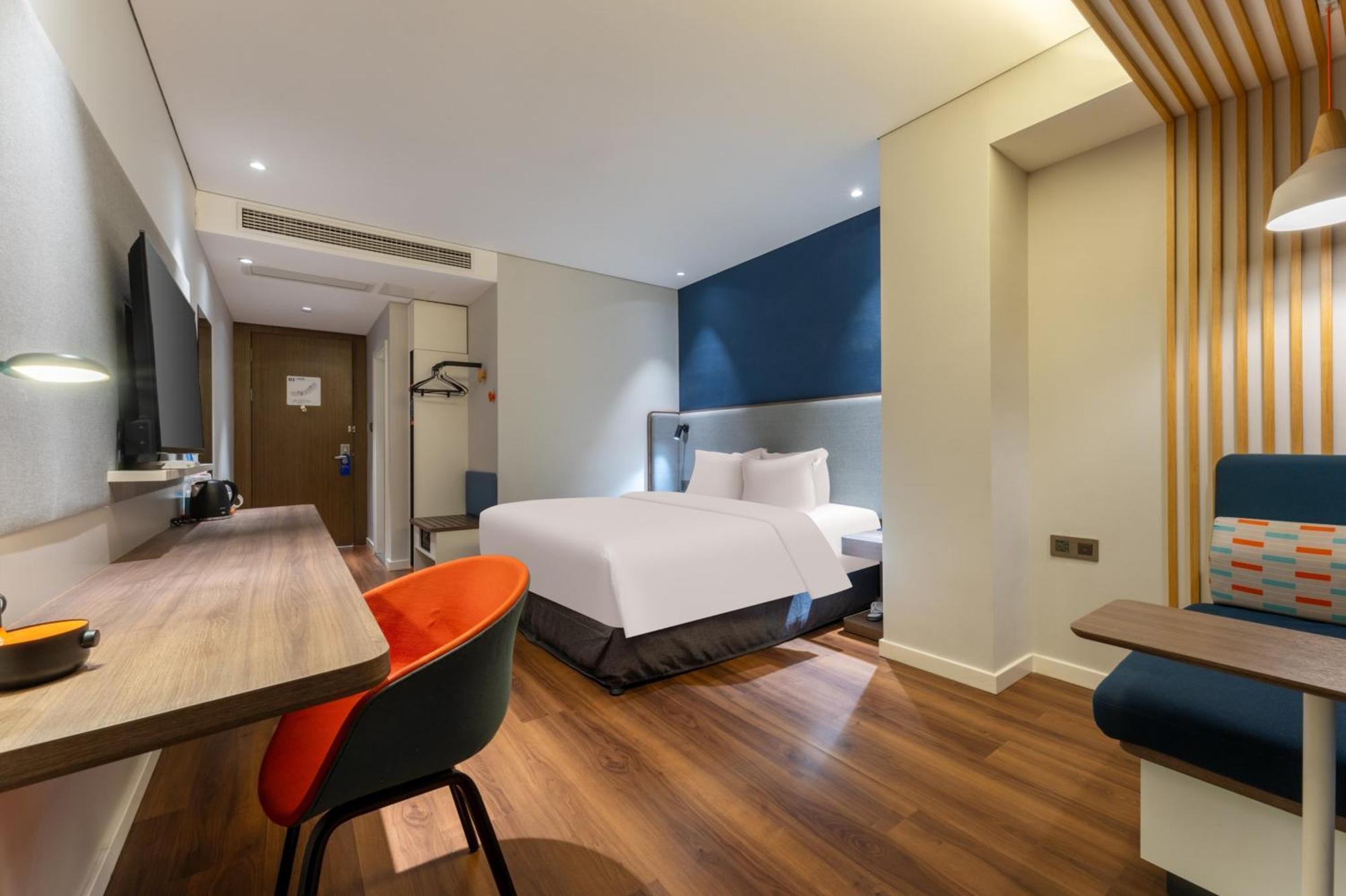 Holiday Inn Express Yichang Riverside By Ihg Экстерьер фото